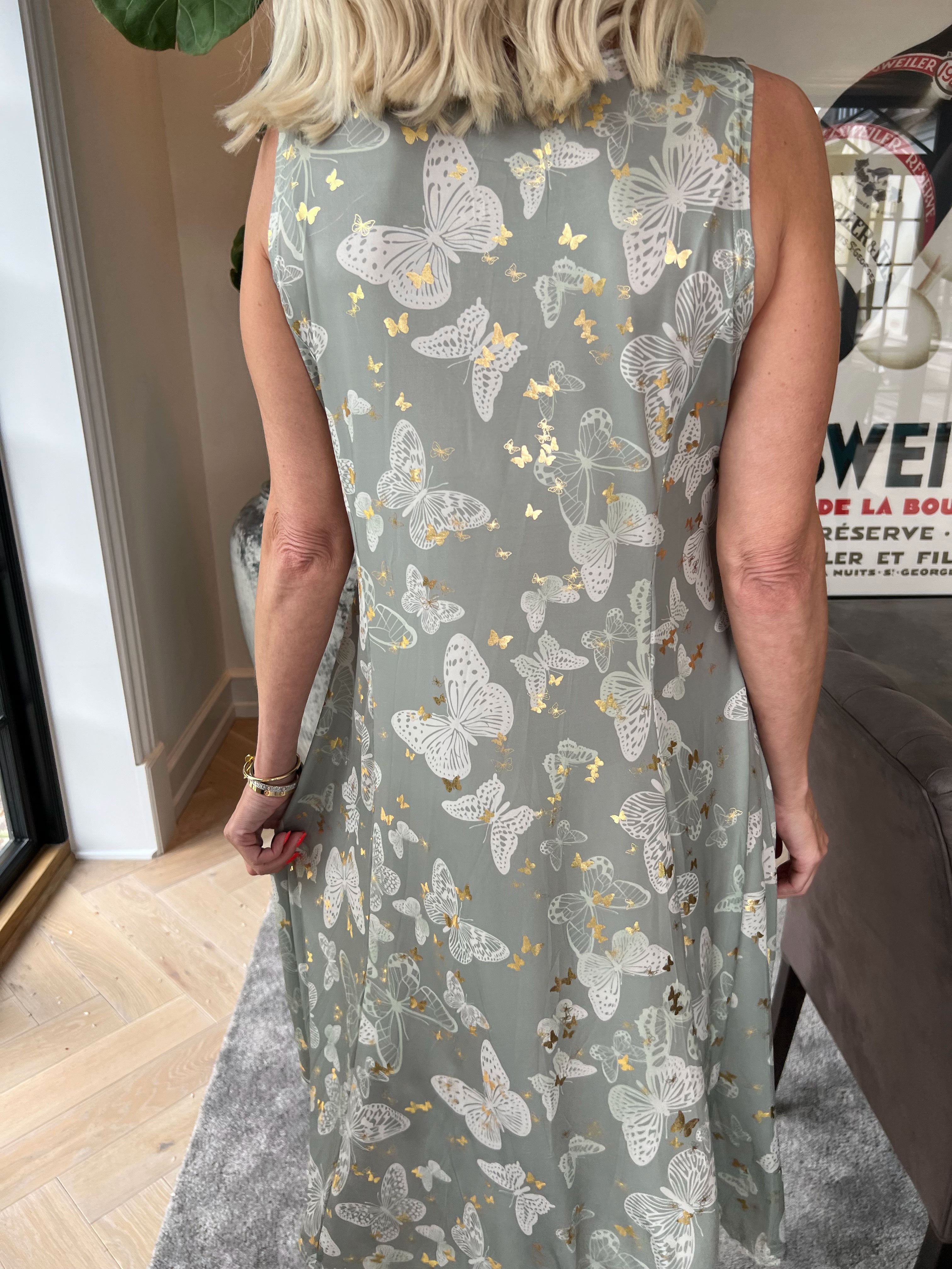 Maj Butterfly - Elastisk sommerkjole i a-facon med sommerfugleprint